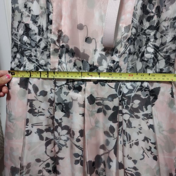 Eliza J dress. - Picture 8 of 11